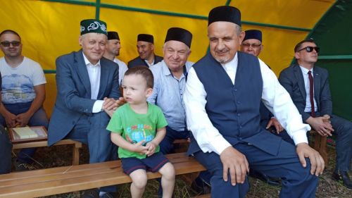 Байлар Сәрдегәнендә Чишмә бәйрәме гөрли