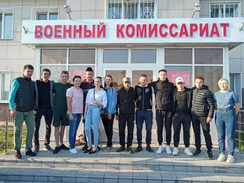 Солдатка китте егетләр (фото)