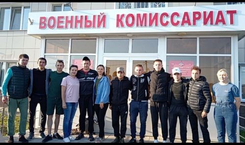 Солдатка китте егетләр (фото)