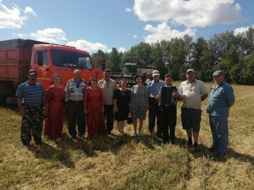 Хезмәте белән кеше матур! (фото)