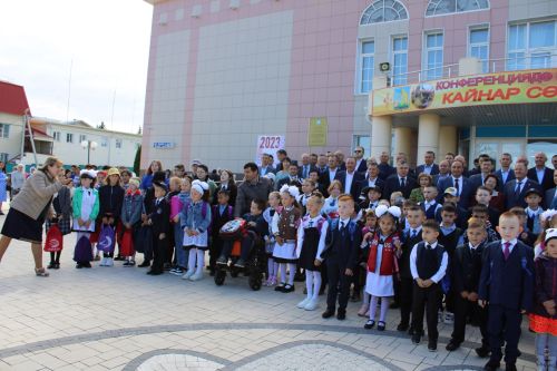 Август киңәшмәсе-4: «Мәктәпкә әзерләнергә ярдәм ит» акциясе быел да киң масштабта узды