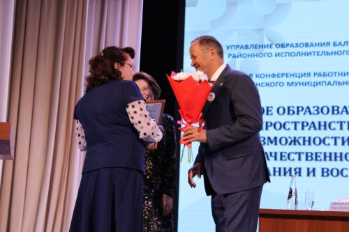 Август киңәшмәсе – 5: Сыйфатлы белем, тәрбия – беренче урында