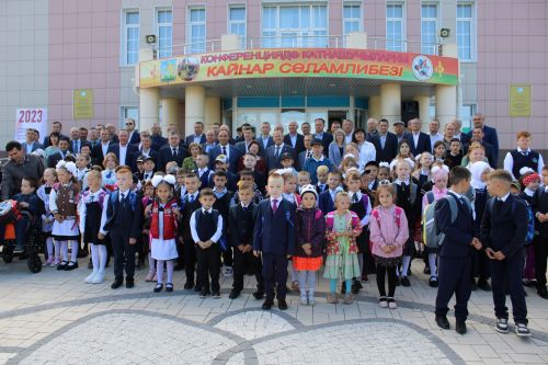 Август киңәшмәсе-4: «Мәктәпкә әзерләнергә ярдәм ит» акциясе быел да киң масштабта узды