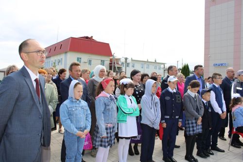 Август киңәшмәсе-4: «Мәктәпкә әзерләнергә ярдәм ит» акциясе быел да киң масштабта узды