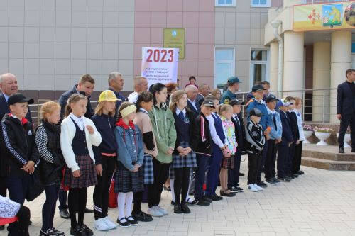 Август киңәшмәсе-4: «Мәктәпкә әзерләнергә ярдәм ит» акциясе быел да киң масштабта узды