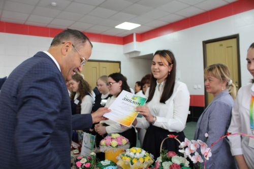 Август киңәшмәсе – 5: Сыйфатлы белем, тәрбия – беренче урында