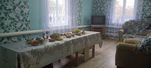 Фәрхинур апа бүген аш итте
