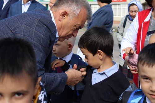 Август киңәшмәсе-4: «Мәктәпкә әзерләнергә ярдәм ит» акциясе быел да киң масштабта узды