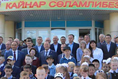 Август киңәшмәсе-4: «Мәктәпкә әзерләнергә ярдәм ит» акциясе быел да киң масштабта узды