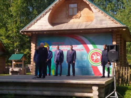 Райондашларыбызга бәйрәм уңаеннан дәүләт бүләкләре тапшырылды (фото)