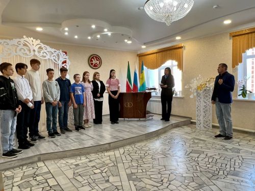 Балтачта Республика көне уңаеннан яшь гражданнарга паспорт тапшырылды (фото)