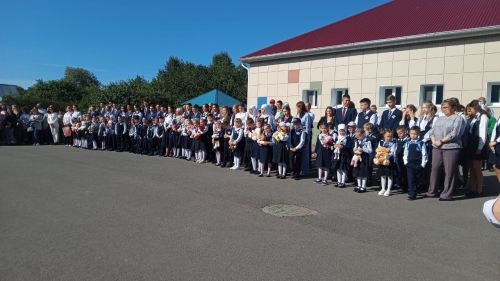 Балтач гимназиясендә Белем көне гөрләде (фоторепортаж)