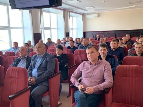 Камалылар көндәлек сөт сату буенча 15 мең тонна чиген узган!