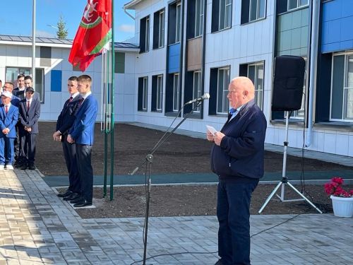 Нормадагы көллият яңа уку елына заманча яңарыш кичереп аяк басты (фото)