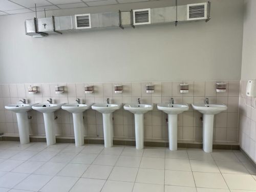 Нормадагы көллият яңа уку елына заманча яңарыш кичереп аяк басты (фото)