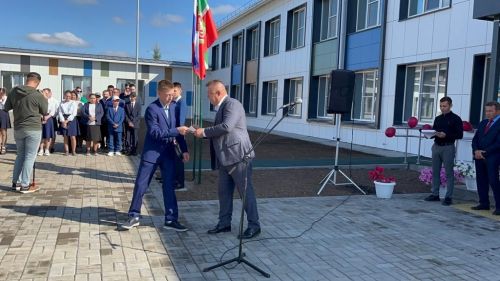 Нормадагы көллият яңа уку елына заманча яңарыш кичереп аяк басты (фото)