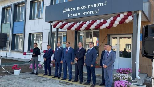 Нормадагы көллият яңа уку елына заманча яңарыш кичереп аяк басты (фото)