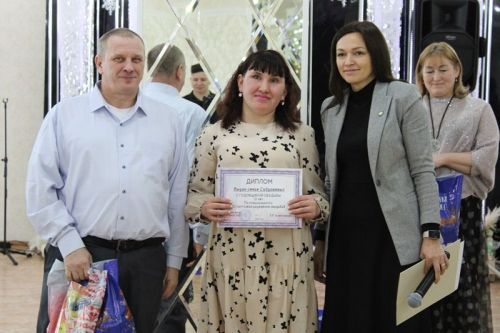 «Фикердәшләр»гә - 20 ел. Бәйрәм чарасыннан фоторепортаж