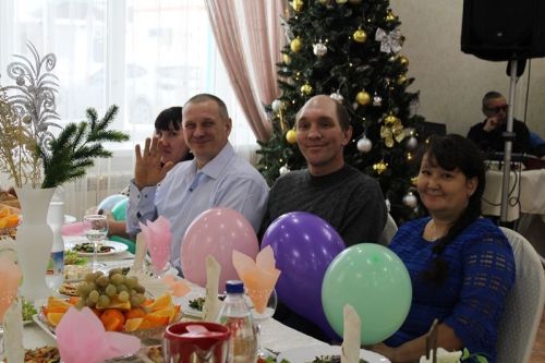 «Фикердәшләр»гә - 20 ел. Бәйрәм чарасыннан фоторепортаж