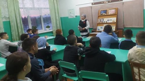 Шеңшеңәр мәктәбе укучылары нинди юллардан узган?