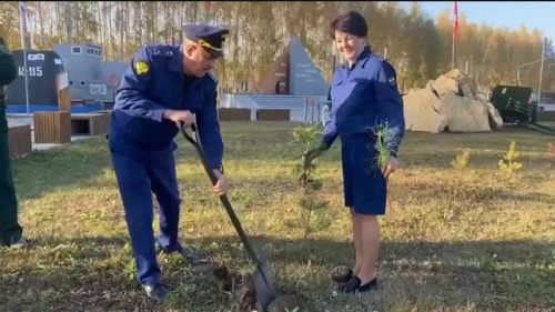 Район прокуратурасы коллективы 80 төп нарат утыртты (фото)