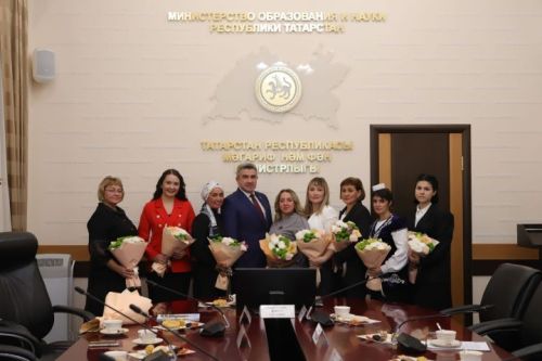 Райондашыбыз Венера Мостафинаны зур җиңүе белән котлыйбыз! (фото)