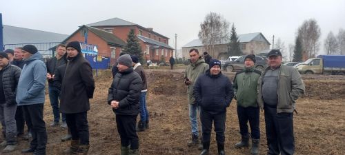 Тимирязев исемендәге хуҗалык базасында техникаларның кышка сакланышка куелышы буенча нәтиҗәләр ясалды (фото)