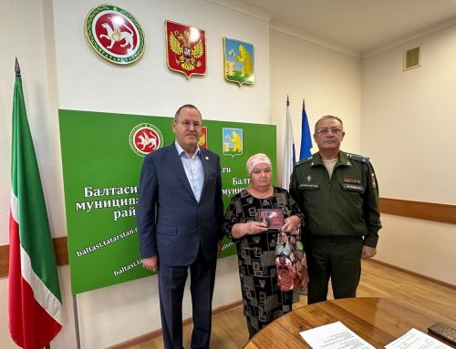 Балтач батырлары «Батырлык» ордены һәм Жуков медале белән  бүләкләнде (фото)