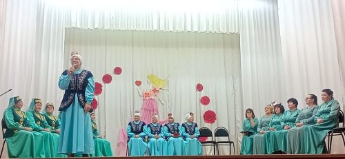 Нөнәгәрдә «Әниемнең җылы кочагы» исеме астында бәйрәм киче үтте (фото)