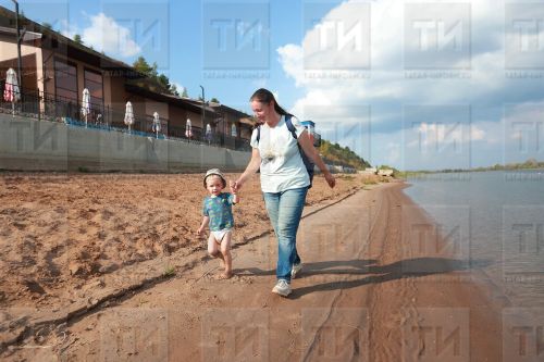 9 яшьлек сабыен җир куенына салган ана: «Аңа 15 тулыр иде. Йөрәк өзгәләнә инде»