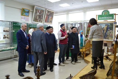 Бер төркем семинарда катнашучылар музейда кунак булдылар (фото)