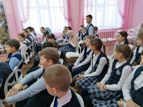 Норма укучылары батыр якташлары белән очрашты (+фото)