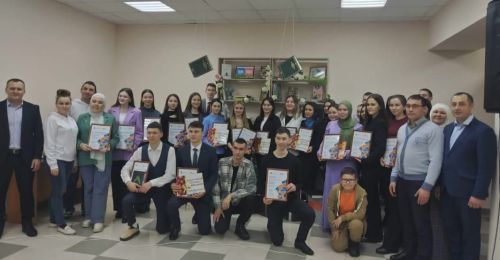 Бөрбаш авыл китапханәсендә районыбызның яшьләре белән җанлы очрашу уздырылды (фото)