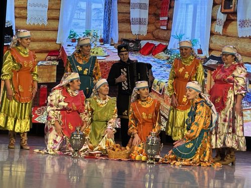Гаиләләребезгә бәхет телик (фото)