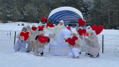 Гаиләләребезгә бәхет телик (фото)