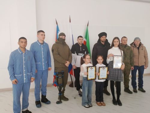 Госпитальдә дәваланучылар рәсемнәргә тавыш бирде