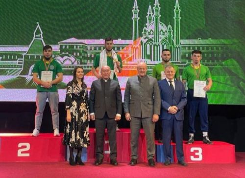 «Ак барс» көрәш сараенда герой-шагыйрь Муса Җәлил истәлегенә «Ватаным Татарстан» газетасы гамәлгә куючы ачык турнир узды (фото)