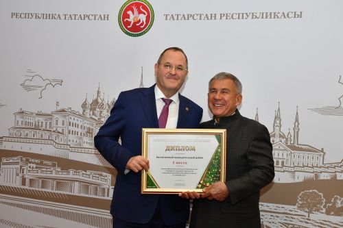Безнекеләр һәр тармакта мактаулы (фото)