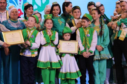 Тарихта эзле гаиләләр (фото)