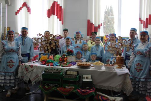 Тарихта эзле гаиләләр (фото)