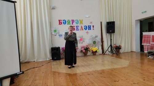 Чапшарда «Язлар керсен күңелгә, яшәү дәрте булсын һәркемдә!» исемле кичә узган (бик күп фото)