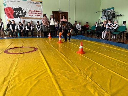 «Факел» яшьләр (яшүсмерләр) клубы кабаттан дусларын кабул итте (фото)