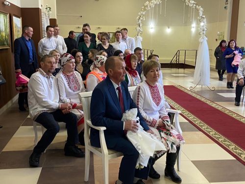 Балтачта мари егете белән мари кызы башта гаилә кордылар, аннан тавыш бирделәр (фото, видео)