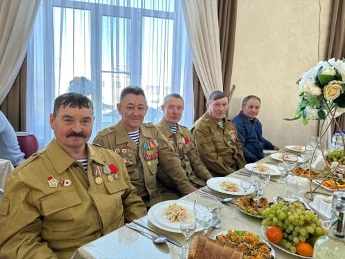 Кыенлыклар аңа киртә түгел (фото)