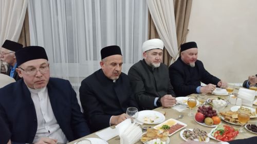 Балтачта ир-атлар өчен Ифтар мәҗлесе уза (фоторепортаж)