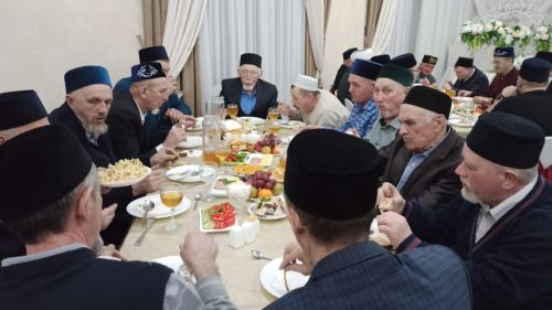 Балтачта ир-атлар өчен Ифтар мәҗлесе уза (фоторепортаж)