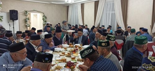 Балтачта ир-атлар өчен Ифтар мәҗлесе уза (фоторепортаж)