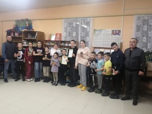 Көектә атна буе балалар шашка уйнаган? (фото)