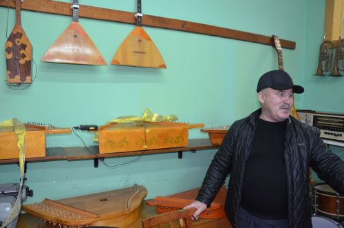 Авыл моңы - гөслә кылларында (фото)