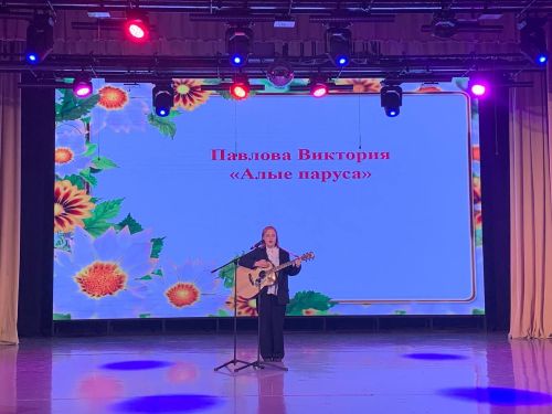 Балтач урта мәктәбе «Балачак төсләре» дип аталган концерт тәкъдим итте (фото)